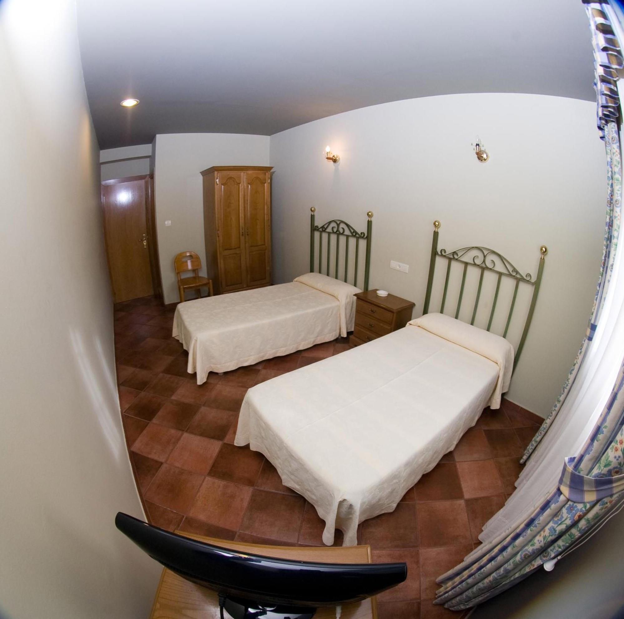 Hotel El Balcon Aviles Exterior photo